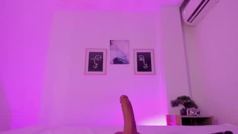 Snapshot of anastasia_lauren chatting on May 22, 2026, 8:14 pm Ana online show from May 22, 2026, 8:14 pm