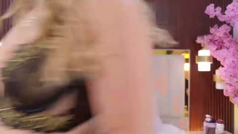 Snapshot of anastasia_steelegb chatting on June 30, 2026, 12:17 pm Mia online show from June 30, 2026, 12:17 pm
