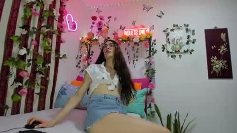 Independent online show from October 3, 2025, 5:04 am