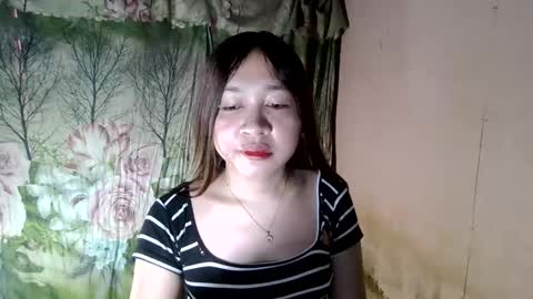 anatanolovexx online show from May 31, 2026, 3:58 am