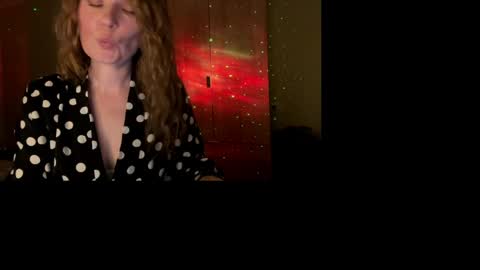 Snapshot of anavelle chatting on June 1, 2026, 10:55 pm Ana online show from June 1, 2026, 10:55 pm