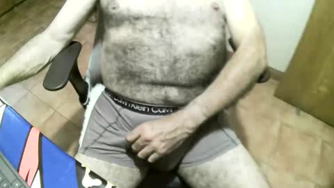 andipecas69 online show from December 4, 2025, 12:14 pm