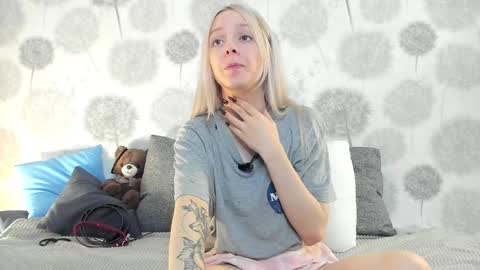 andneveragain online show from January 14, 2025, 12:14 pm