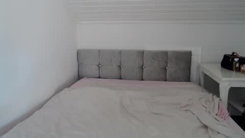 Andorphin online show from March 9, 2026, 8:51 am