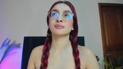 Snapshot of andracyruss chatting on November 29, 2025, 12:08 pm Andra Cyrus online show from November 29, 2025, 12:08 pm