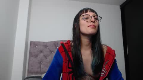 Andras online show from October 16, 2025, 4:57 am