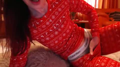 Andra online show from April 24, 2026, 9:34 am