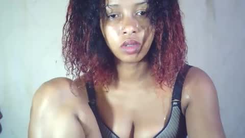 andre415913 online show from February 15, 2026, 7:05 am