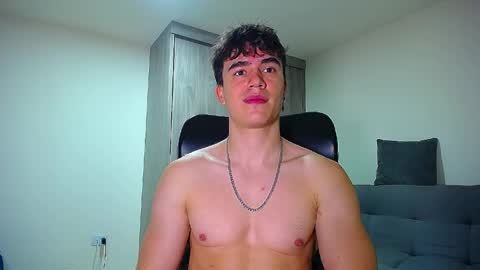 Andre Parker online show from June 3, 2026, 12:57 am
