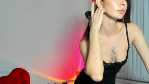 andrea__bass online show from April 26, 2026, 5:10 pm