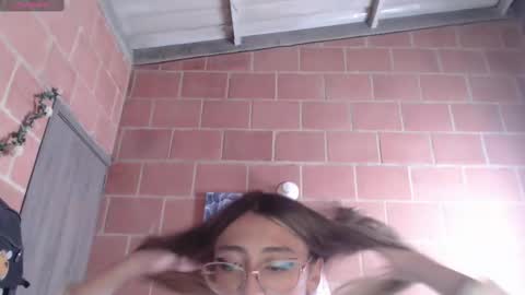 Andrea  online show from October 2, 2025, 4:14 pm