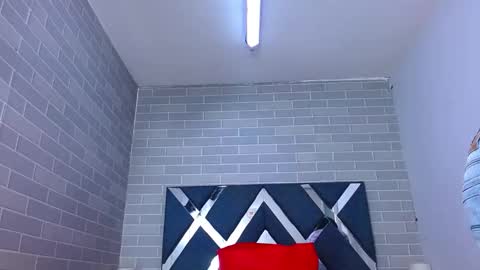 Andres Gil online show from October 11, 2025, 12:15 pm