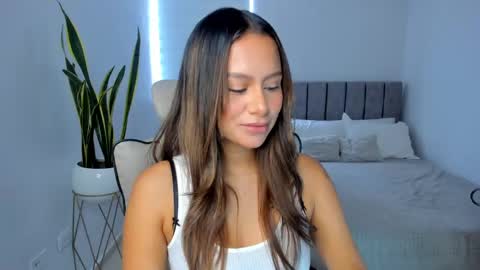 andrea online show from March 1, 2025, 6:43 pm