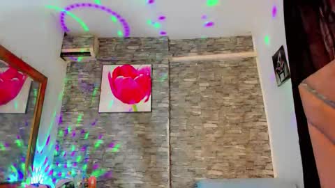 ANDREINA online show from May 2, 2026, 4:01 pm