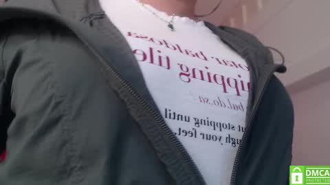 Snapshot of andrea_teacher chatting on February 14, 2025, 11:53 pm Andrea Model trainer Luxury ST online show from February 14, 2025, 11:53 pm