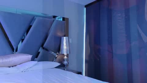 Snapshot of andrea_torres_ chatting on December 22, 2024, 4:27 pm online show from December 22, 2024, 4:27 pm