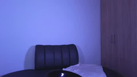 Snapshot of andrea_torres_ chatting on January 22, 2025, 5:26 am online show from January 22, 2025, 5:26 am