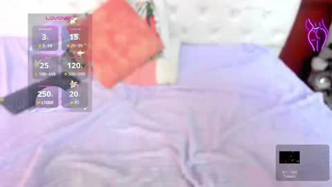 Naomi Andrea Daviss online show from September 20, 2025, 11:44 am