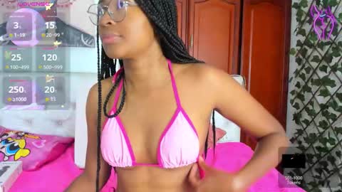 Naomi Andrea Daviss online show from March 22, 2026, 4:32 pm