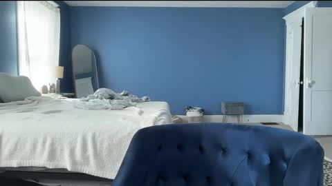 Snapshot of andreaelizabethxo chatting on October 24, 2025, 2:24 pm Andrea Elizabeth online show from October 24, 2025, 2:24 pm