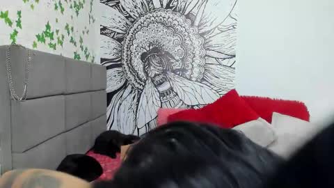 Snapshot of andreaflamel chatting on March 11, 2025, 12:17 pm ANDREA online show from March 11, 2025, 12:17 pm