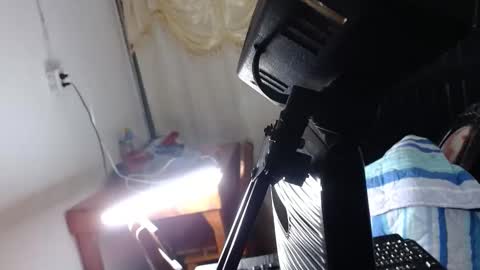 andreahot10 online show from October 14, 2025, 7:09 am