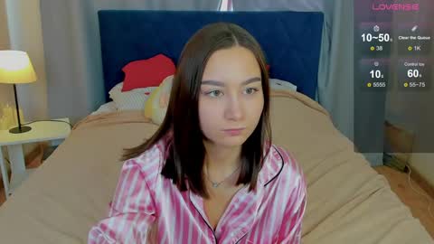 Snapshot of andreajohnsons chatting on June 7, 2026, 8:18 am andreajohnsons online show from June 7, 2026, 8:18 am