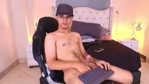 Snapshot of andreao_pirlo chatting on July 28, 2026, 3:54 pm Andreao online show from July 28, 2026, 3:54 pm
