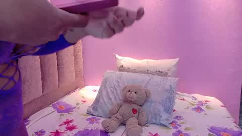 Snapshot of andreasweet2 chatting on July 25, 2026, 8:28 pm A n d r e a S w e e t online show from July 25, 2026, 8:28 pm