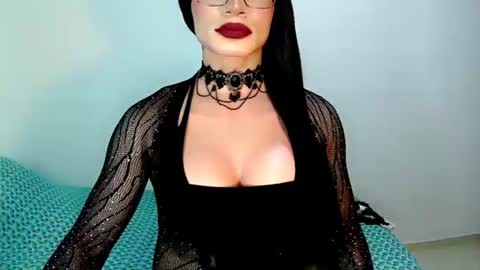 andreavzl online show from August 8, 2026, 8:16 am
