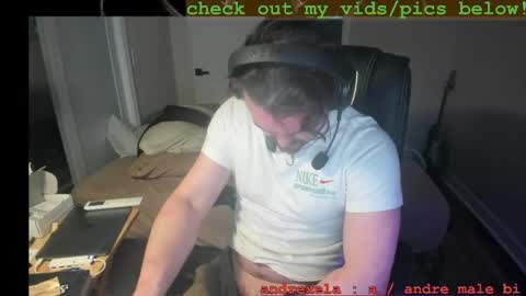 andreaxle online show from April 13, 2026, 11:32 pm