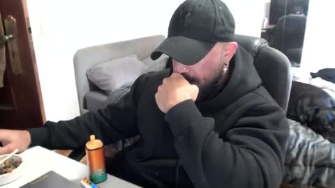  Instagram  online show from December 16, 2025, 2:11 pm