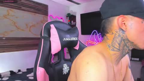 andrees_s online show from September 17, 2025, 1:29 am