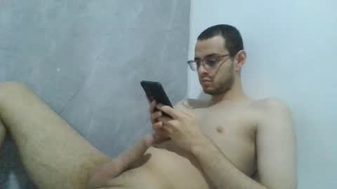 andres129494 online show from February 17, 2026, 1:35 am