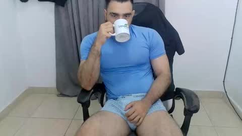 Snapshot of andres180950734 chatting on May 18, 2026, 11:38 am andres180950734 online show from May 18, 2026, 11:38 am
