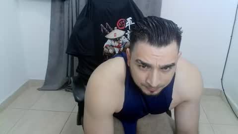 Snapshot of andres180950734 chatting on May 20, 2026, 11:33 pm andres180950734 online show from May 20, 2026, 11:33 pm