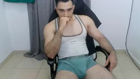 Snapshot of andres180950734 chatting on May 25, 2026, 11:27 am andres180950734 online show from May 25, 2026, 11:27 am