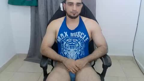 Snapshot of andres180950734 chatting on May 27, 2026, 11:02 pm andres180950734 online show from May 27, 2026, 11:02 pm
