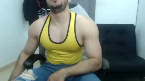 Snapshot of andres180950734 chatting on July 28, 2026, 10:42 pm andres180950734 online show from July 28, 2026, 10:42 pm