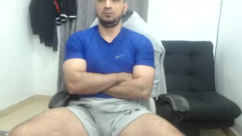 Snapshot of andres180950734 chatting on July 30, 2026, 10:14 am andres180950734 online show from July 30, 2026, 10:14 am