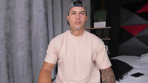 insta andres clark  online show from January 12, 2025, 2:52 pm