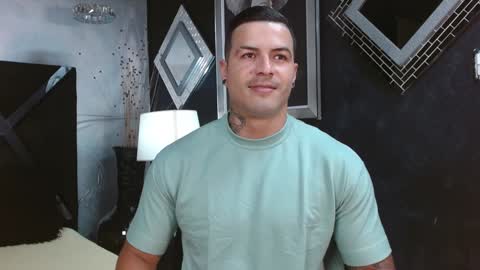 insta andres clark  online show from January 17, 2025, 5:51 pm