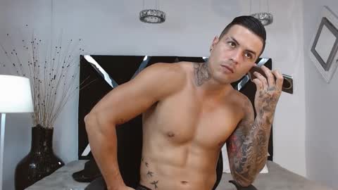 insta andres clark  online show from February 10, 2025, 9:04 pm