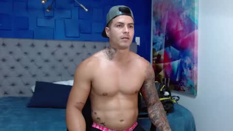 insta andres clark  online show from February 11, 2025, 9:46 pm