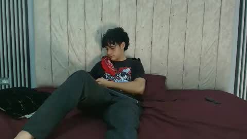 andres_cream online show from September 29, 2025, 12:32 pm