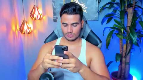 Andres online show from November 21, 2025, 2:32 am