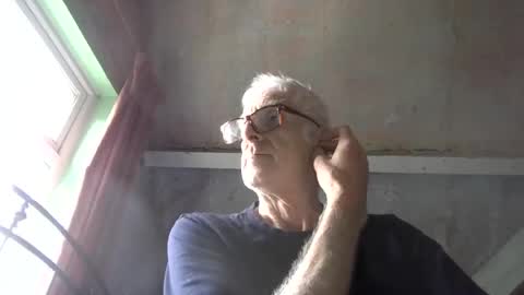 Snapshot of andrew160258 chatting on June 13, 2026, 10:57 am Andrew online show from June 13, 2026, 10:57 am