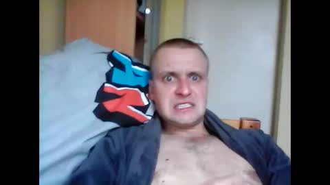 andrew3356577 online show from December 29, 2024, 10:01 am