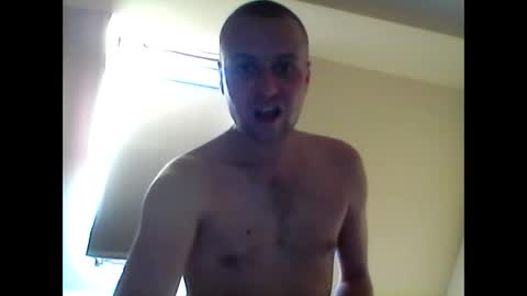 andrew3356577 online show from February 22, 2025, 7:01 am