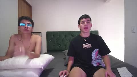 andrew restrepo online show from October 12, 2025, 9:14 pm